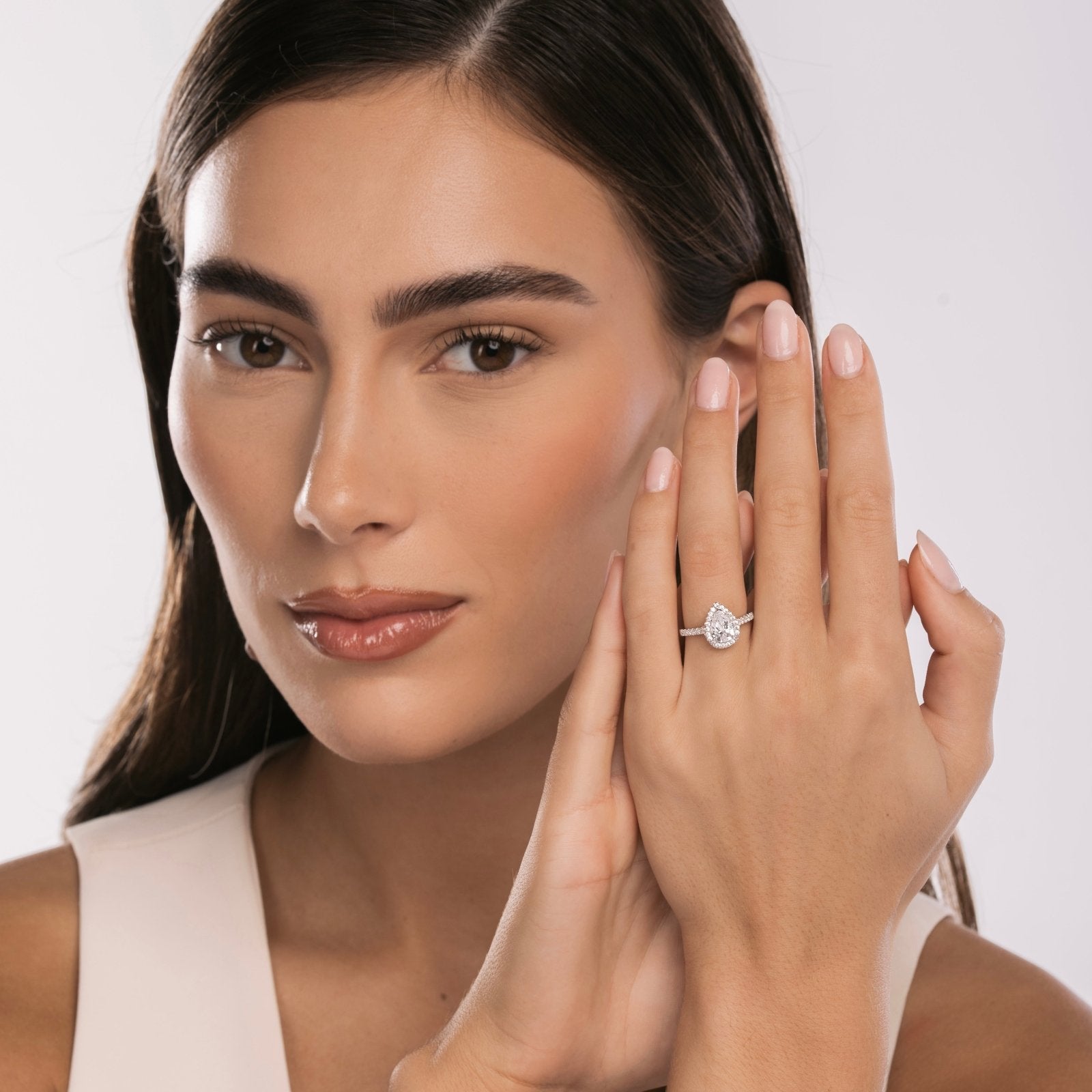 Bague de Fiançailles "Larme Impériale" – Halo Poire & Pavé Scintillant