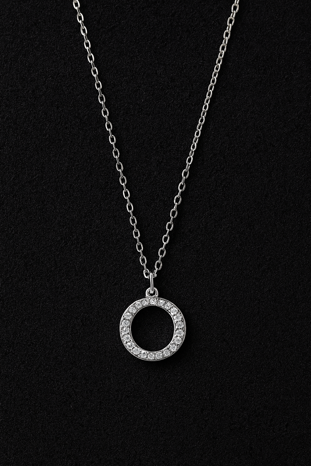 Collier Cercle Éternité – Argent Pur Rhodié & Zirconium Étincelant