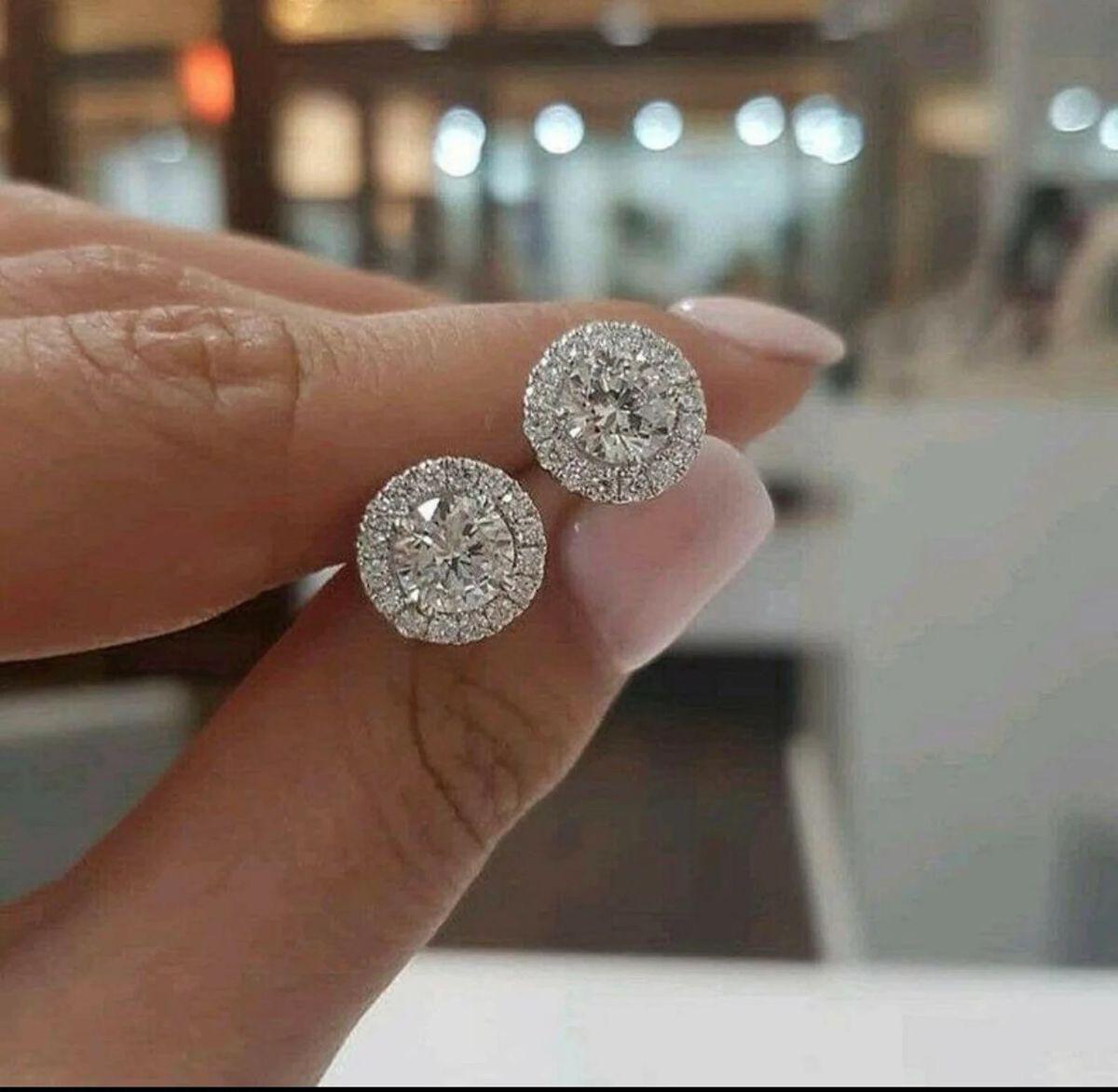 Boucles d’Oreilles Halo Élégance – Zirconium Haute Brillance