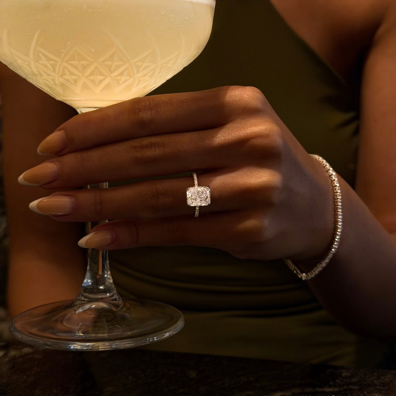 Solitaire Taille Radiant "Majesté" – Or 18K & Zirconium 8A