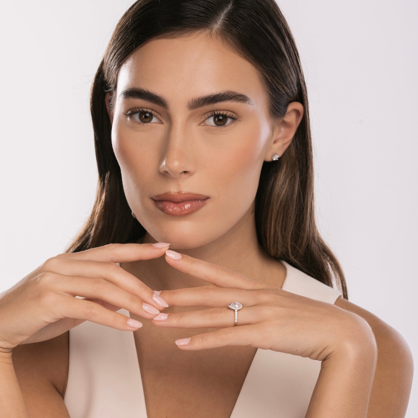 Bague de Fiançailles "Larme Impériale" – Halo Poire & Pavé Scintillant