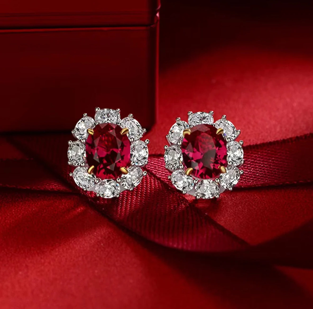 Boucles d'oreilles ovales percées classiques en rubis rouge💎