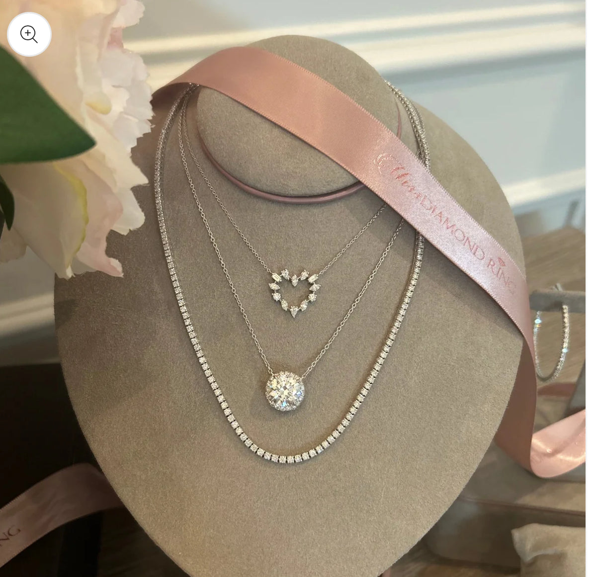 Collier Solitaire "Éclat Infini" - Finition Or 18 carats et du moissanite