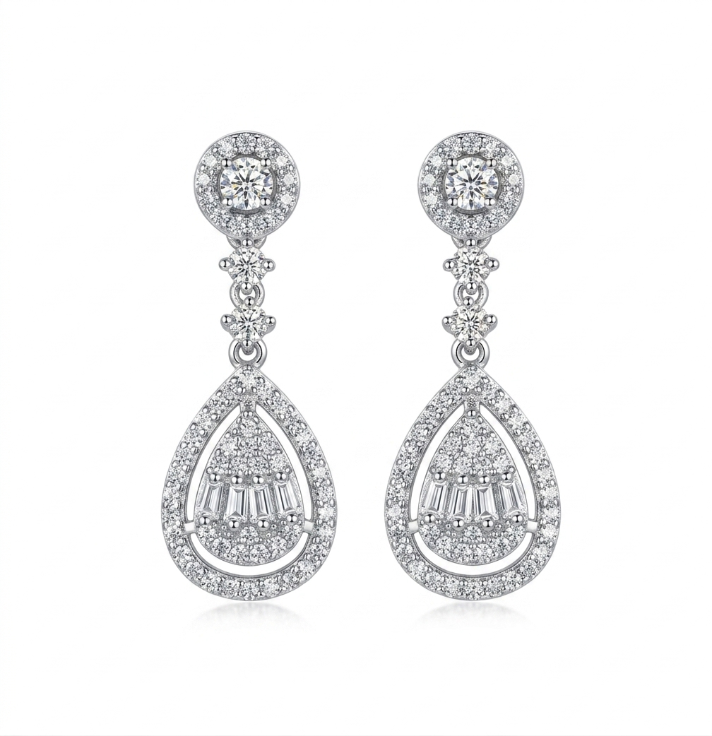 Boucles d’oreilles pendantes diamantés