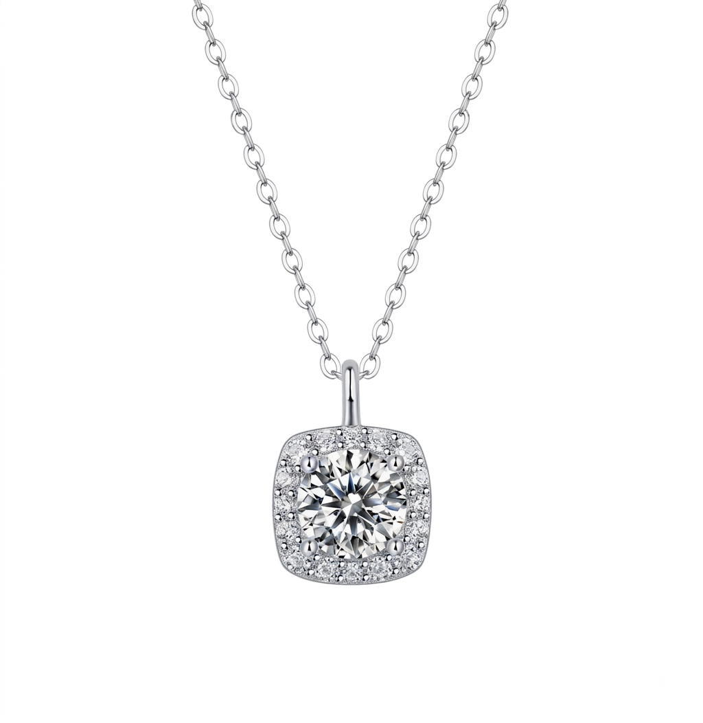 Collier "Prisme Céleste" – Solitaire Coussin sur Chaîne Fine