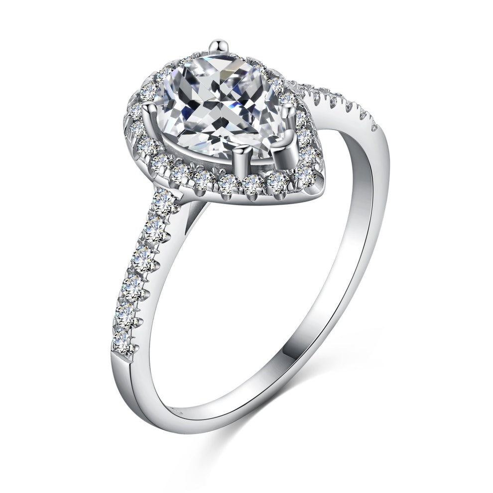 Bague Élégance Goutte d’Éclat en Argent et Zircon