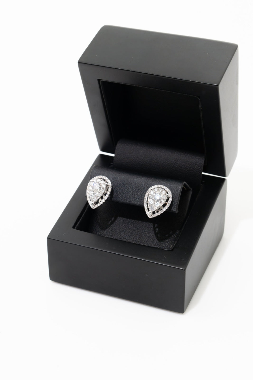 Boucles d’oreilles poire élégantes en argent rhodié et or 18k
