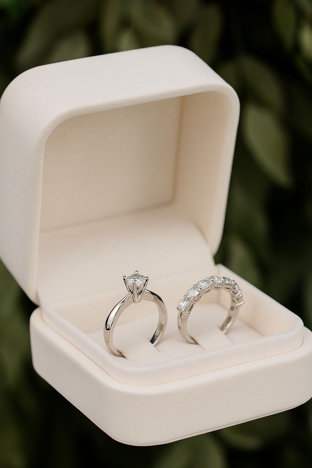 Ensemble Bagues Éternité & Solitaire – Éclat Prestige en Or 18k