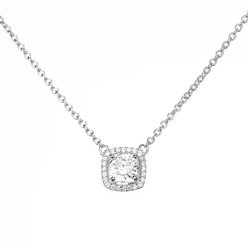 Collier "Prisme Céleste" – Solitaire Coussin sur Chaîne Fine