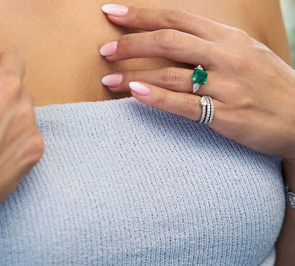 Bague Royale Émeraude – Élégance Intemporelle 3.75 Carats