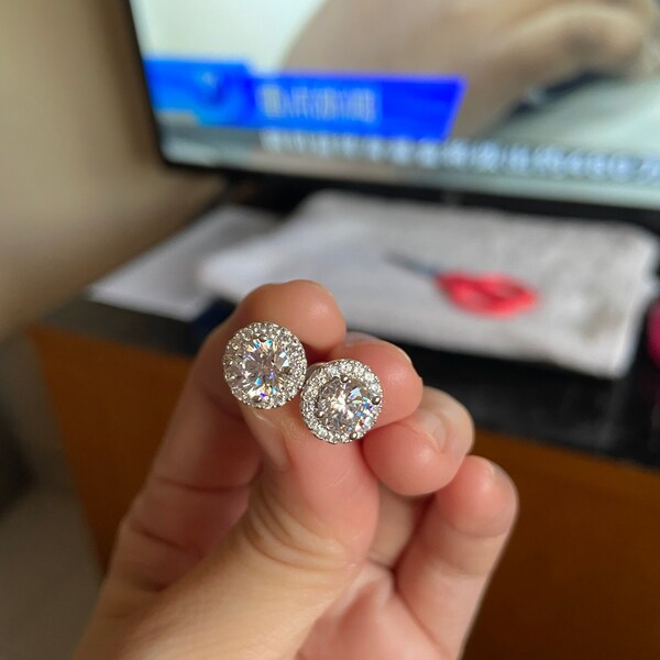 Boucles d’Oreilles Halo Élégance – Zirconium Haute Brillance